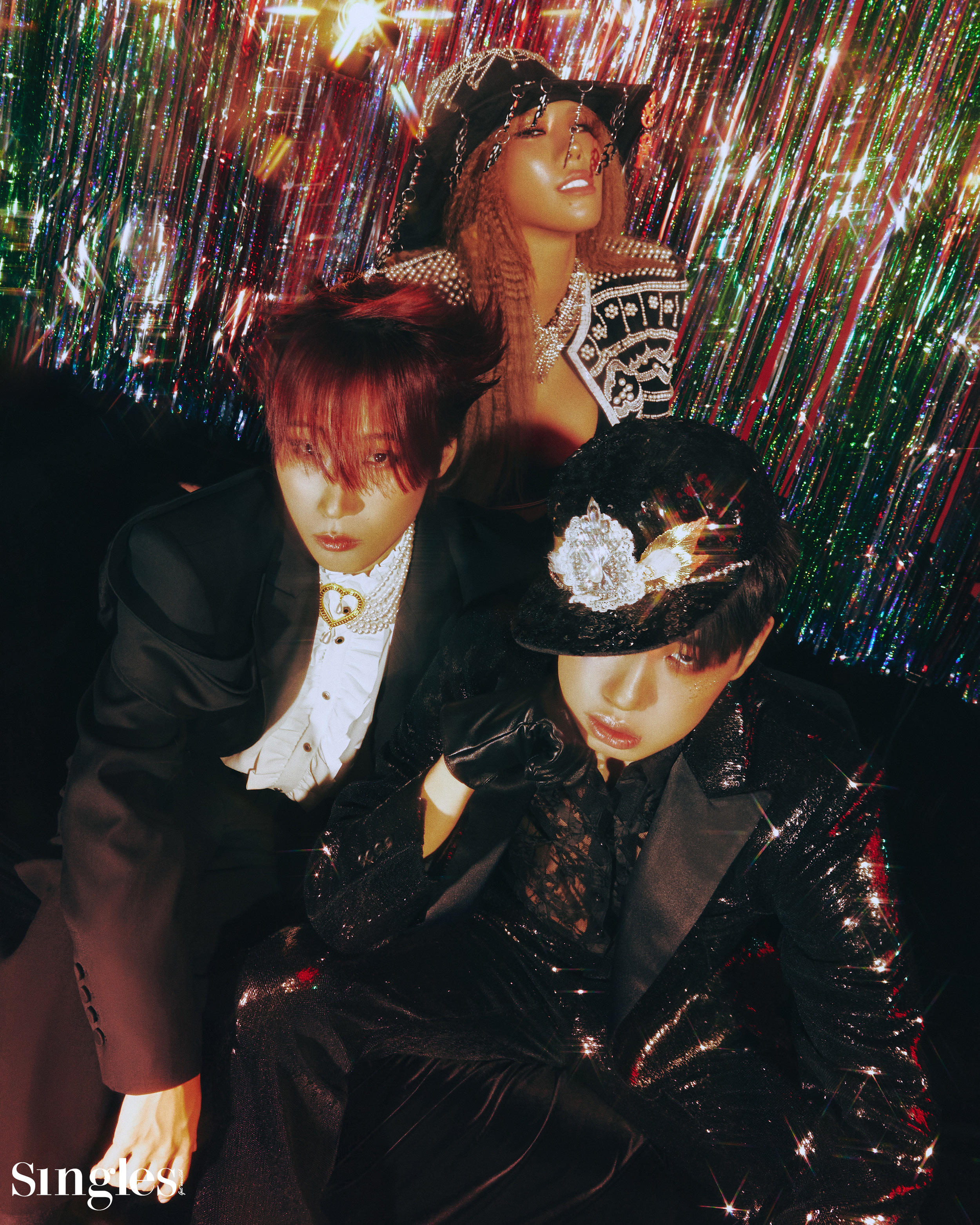 셀럽, 셀럽 화보, 싱글즈 재쓰비 화보, 재쓰비, 재재, 승헌쓰, 가비, 문명특급, 딘트, 젤로, 비비안 웨스트우드, 벨앤누보, 더 그레이티스트, 언티지, 프라다, 랑거